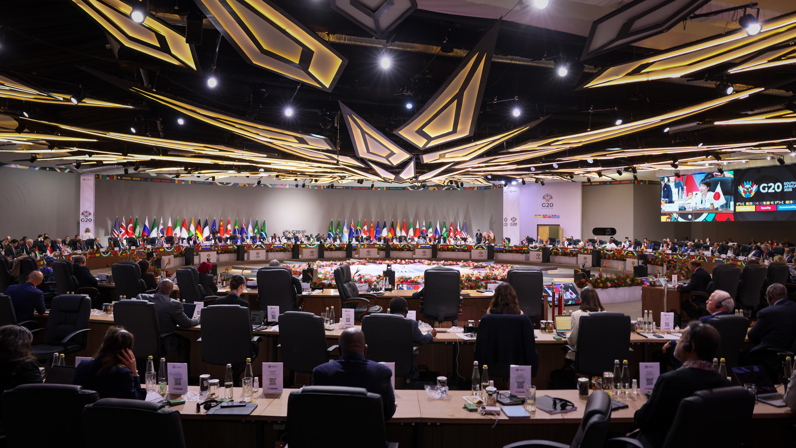 Prime Minister Takaichi attending Session 1 of the G20 Summit (6)