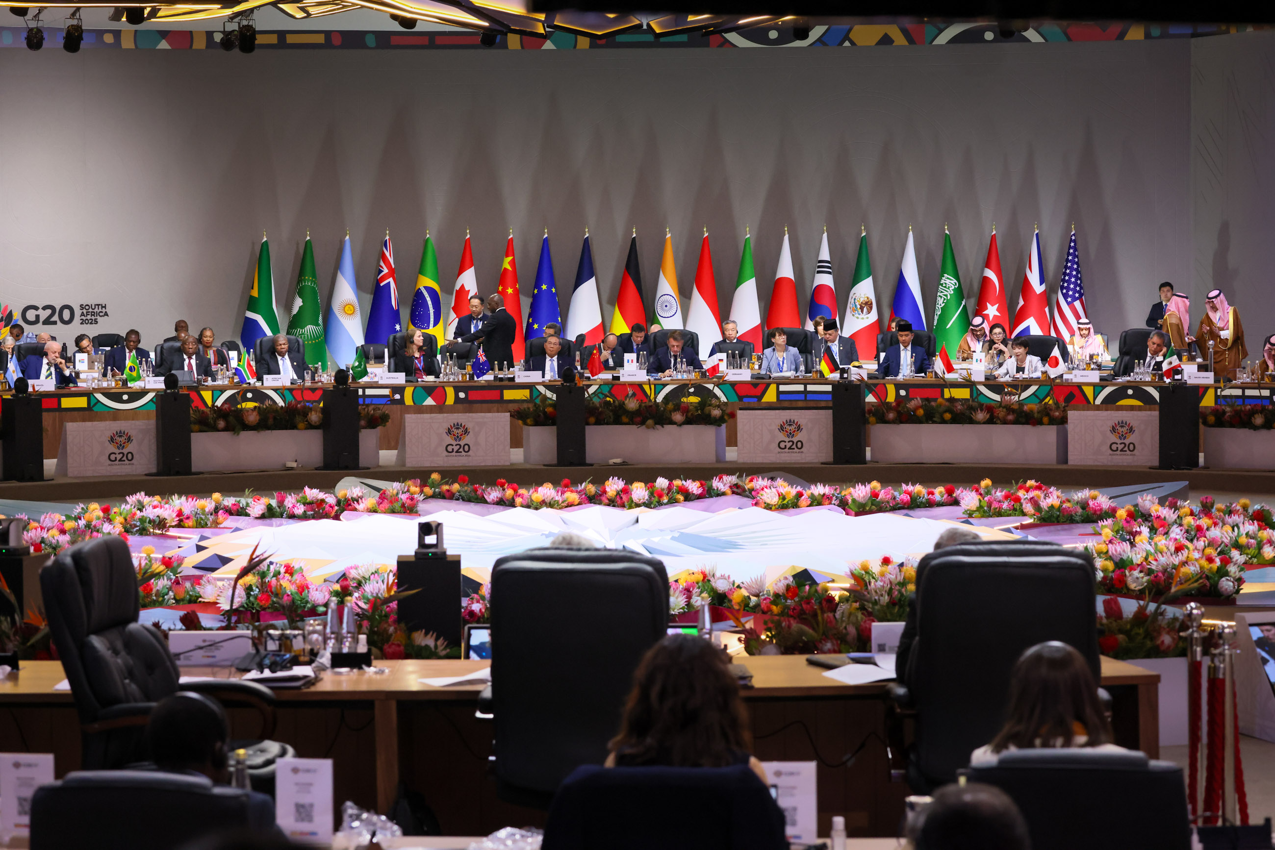 Prime Minister Takaichi attending Session 1 of the G20 Summit (8)