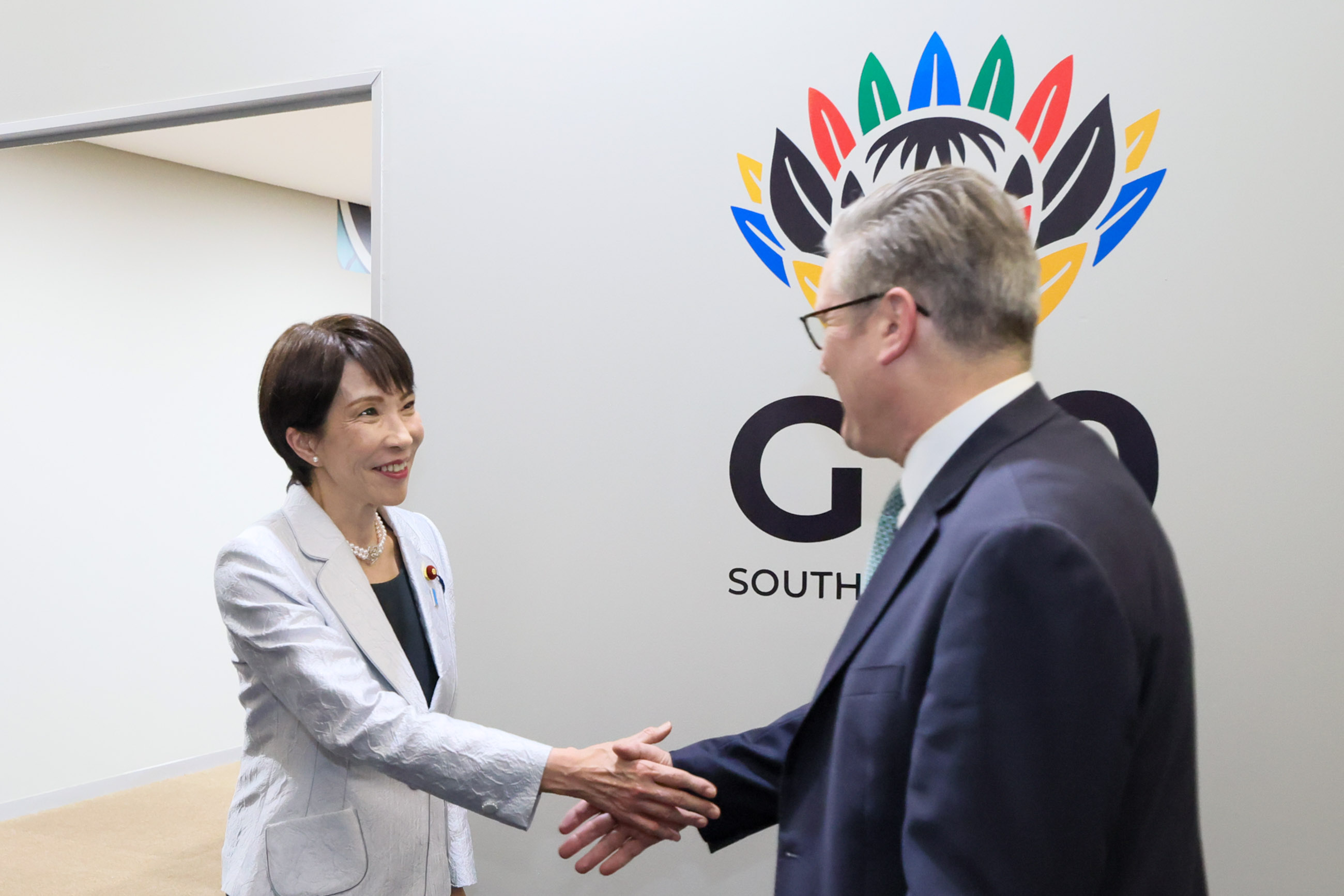 Japan-UK summit meeting (1)