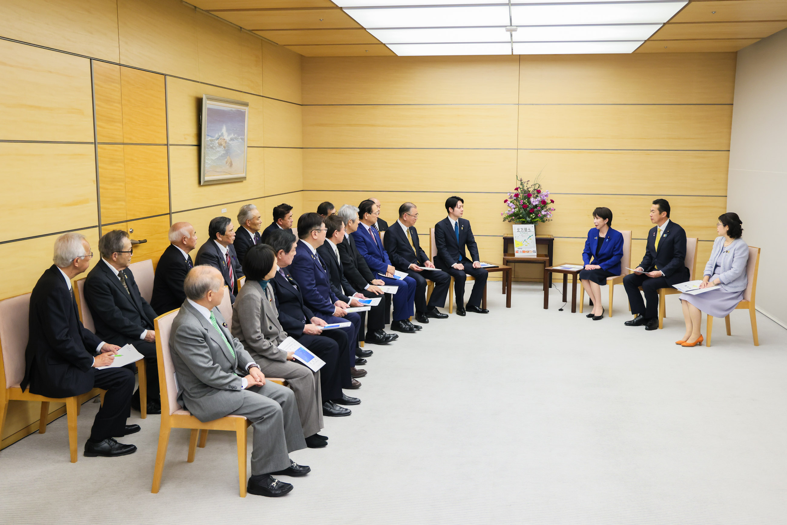 Prime Minister Takaichi receiving a request (10)