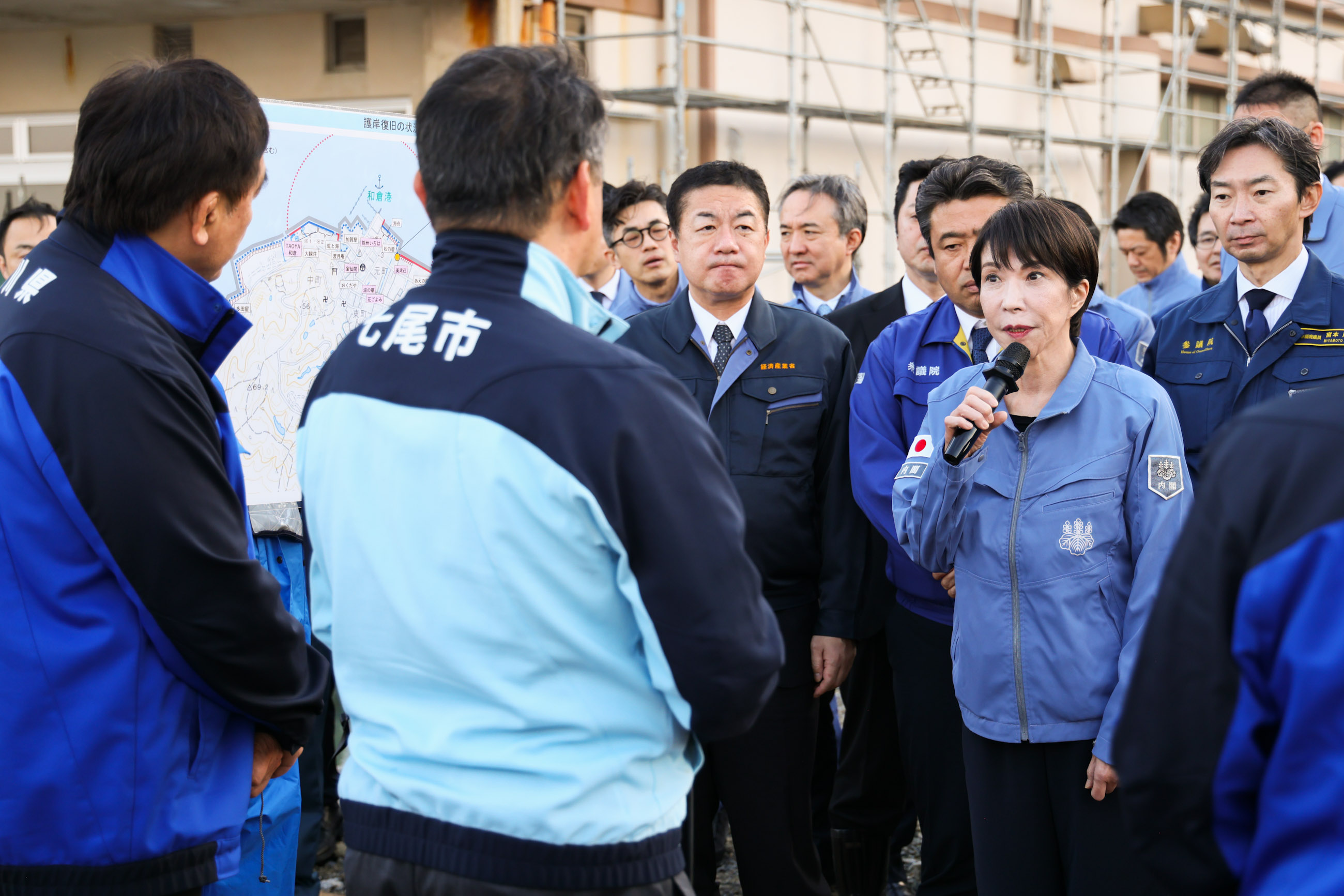 Prime Minister Takaichi visiting the Wakura Onsen area (1)