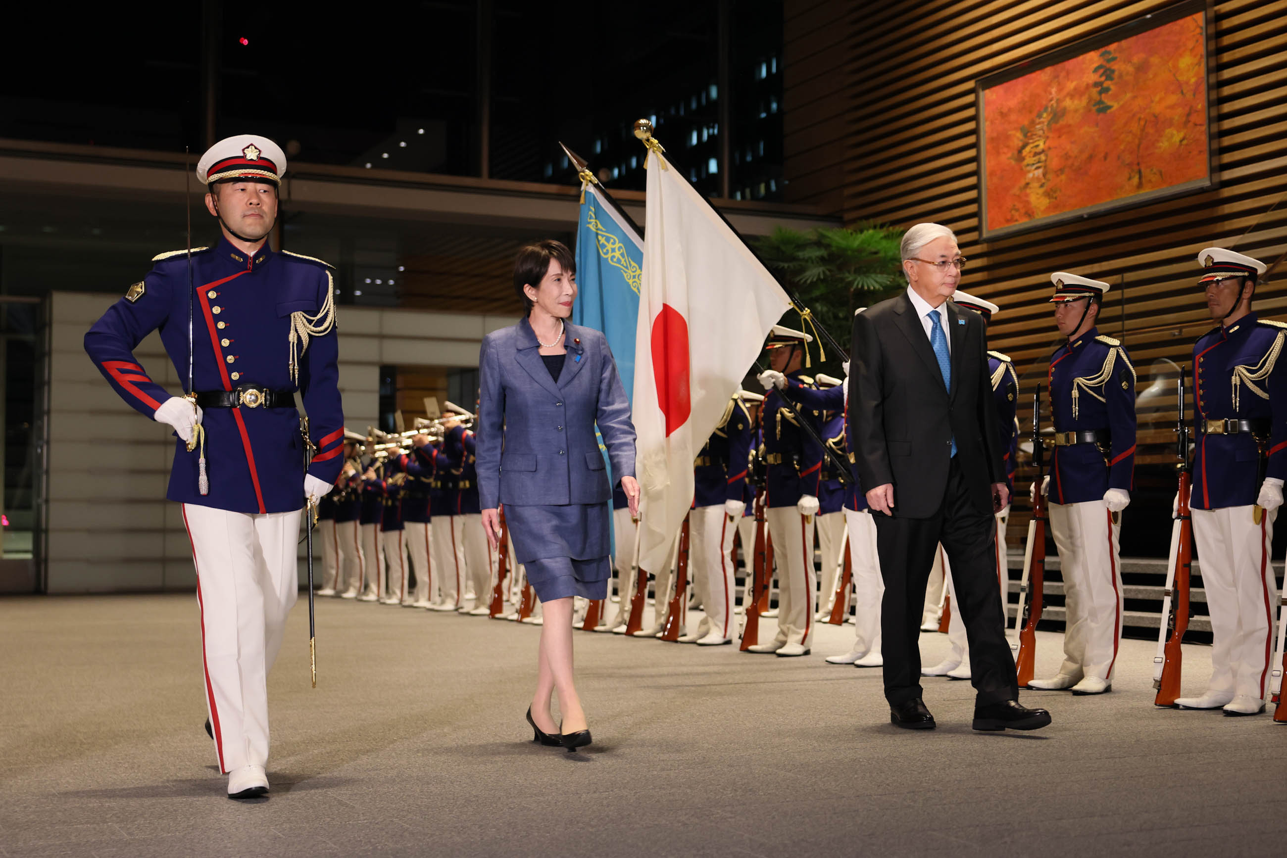 Salute and guard of honor ceremony (5)