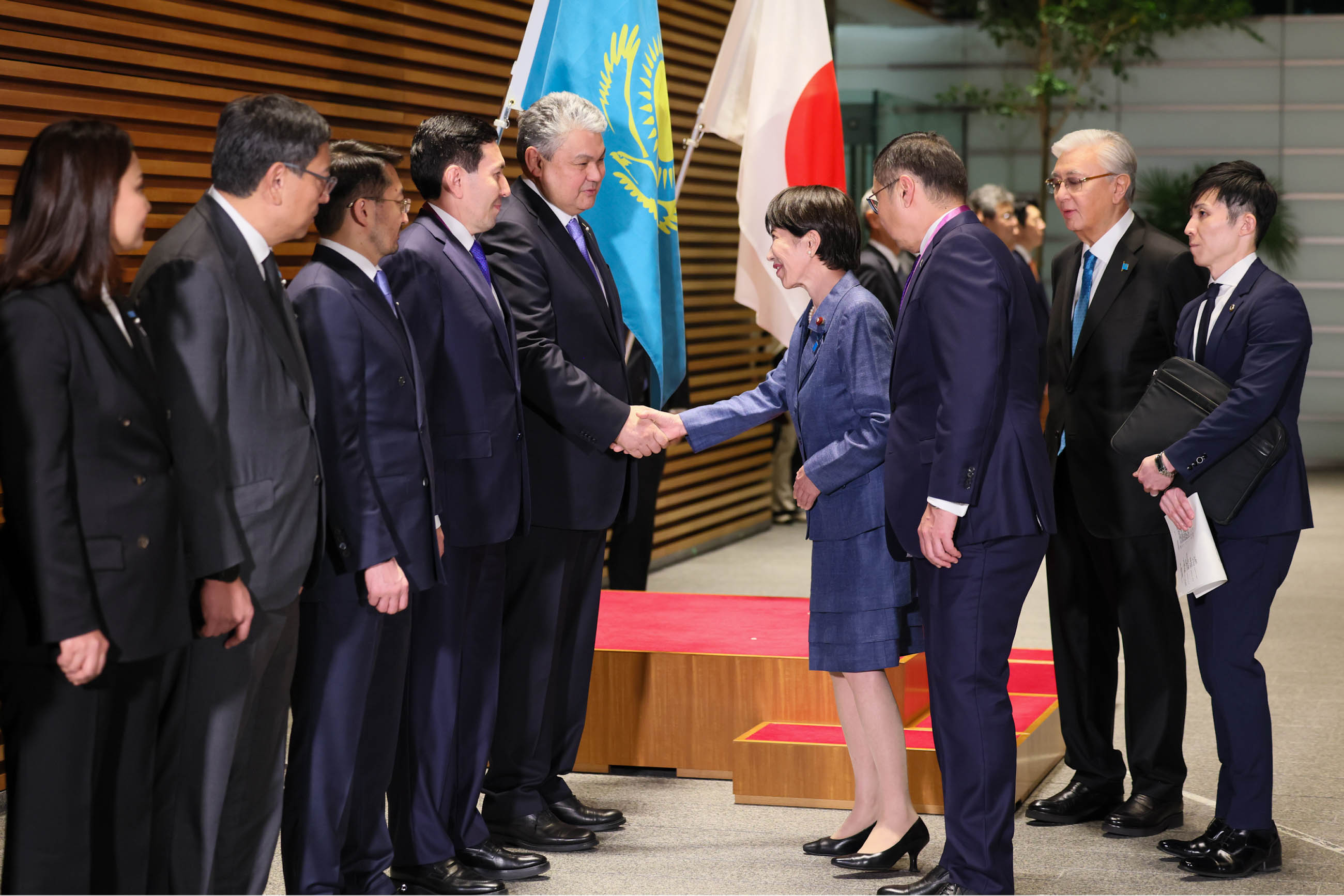 Salute and guard of honor ceremony (7)