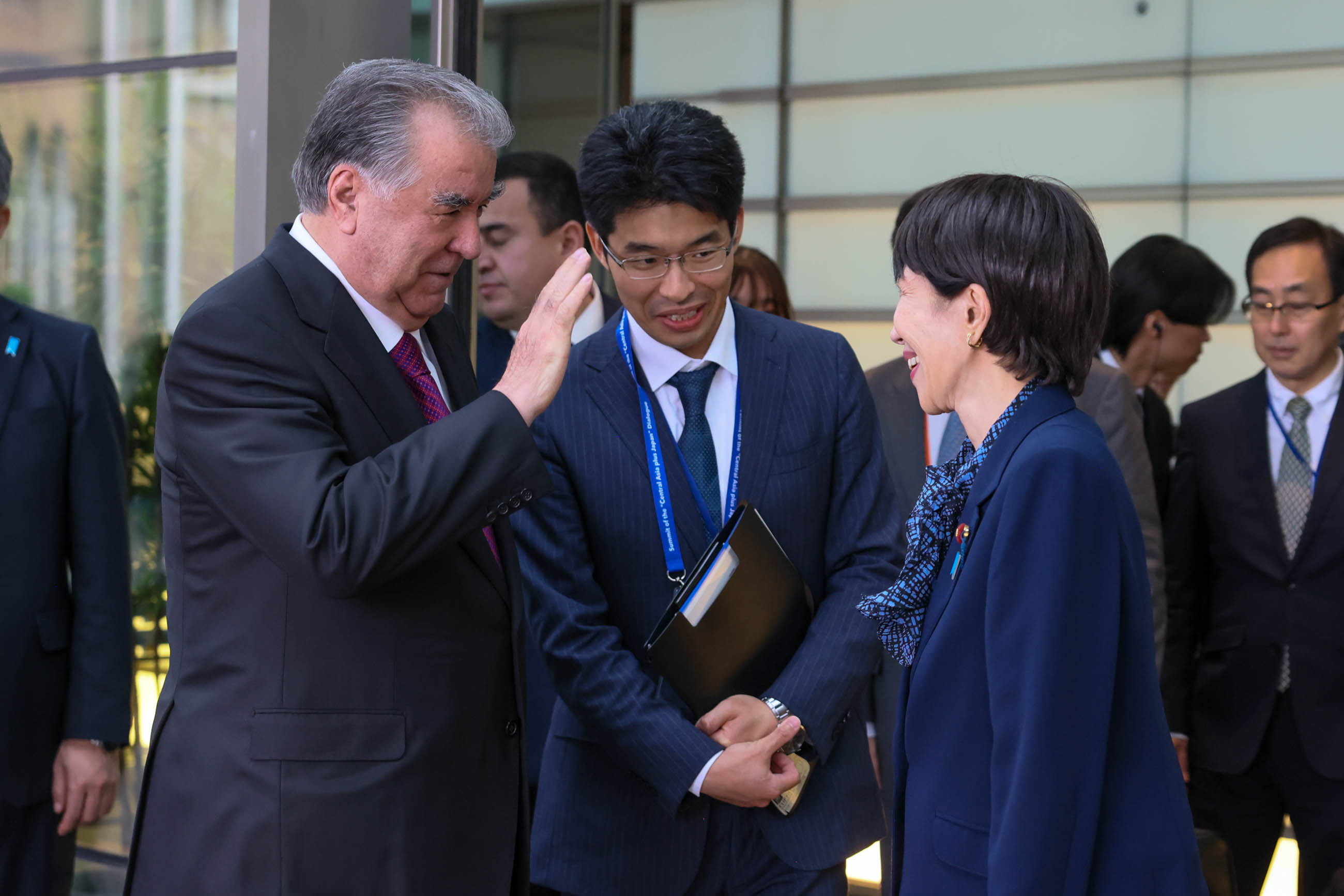 Prime Minister Takaichi seeing off President Rahmon of Tajikistan