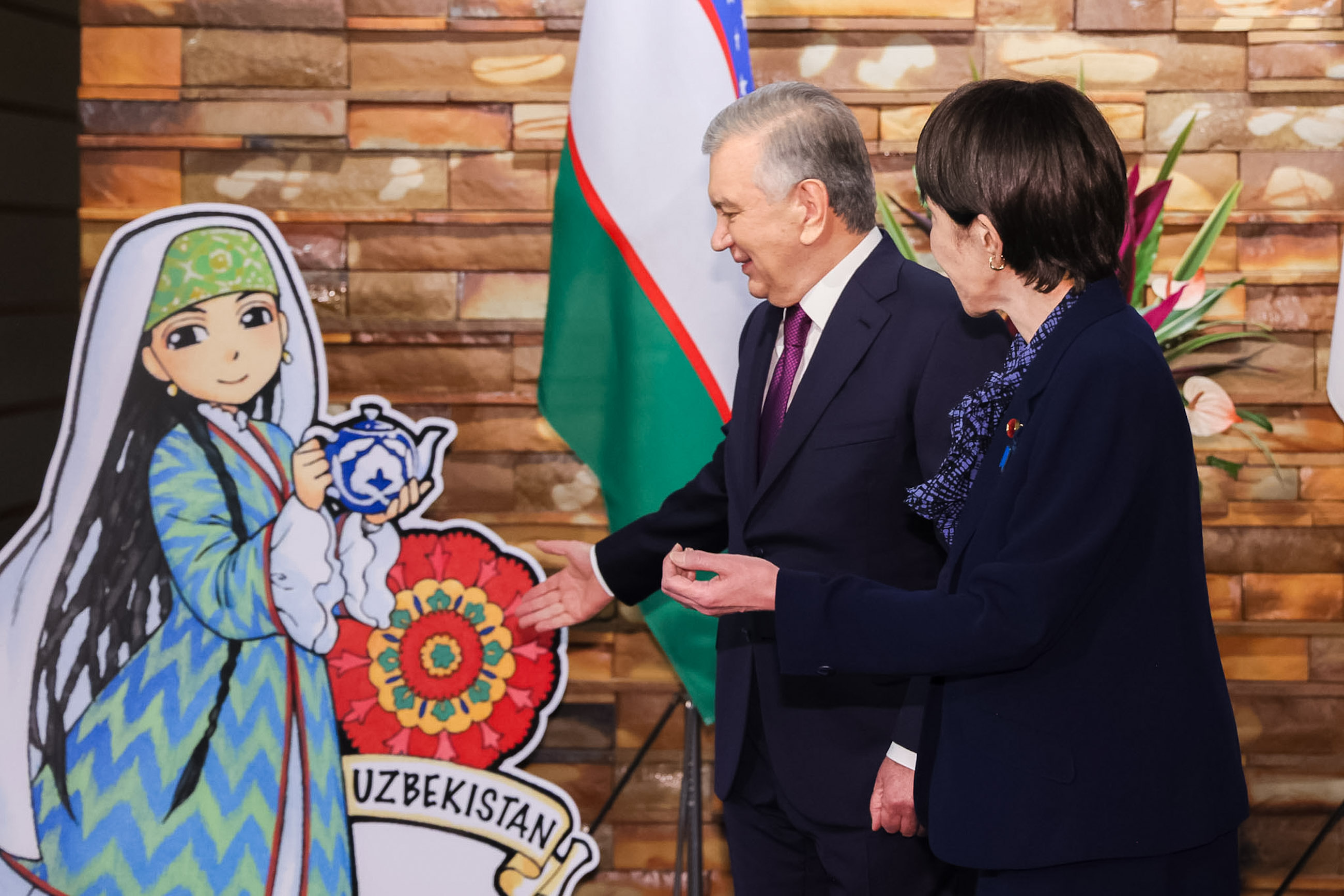 Japan-Uzbekistan Summit Meeting (5)