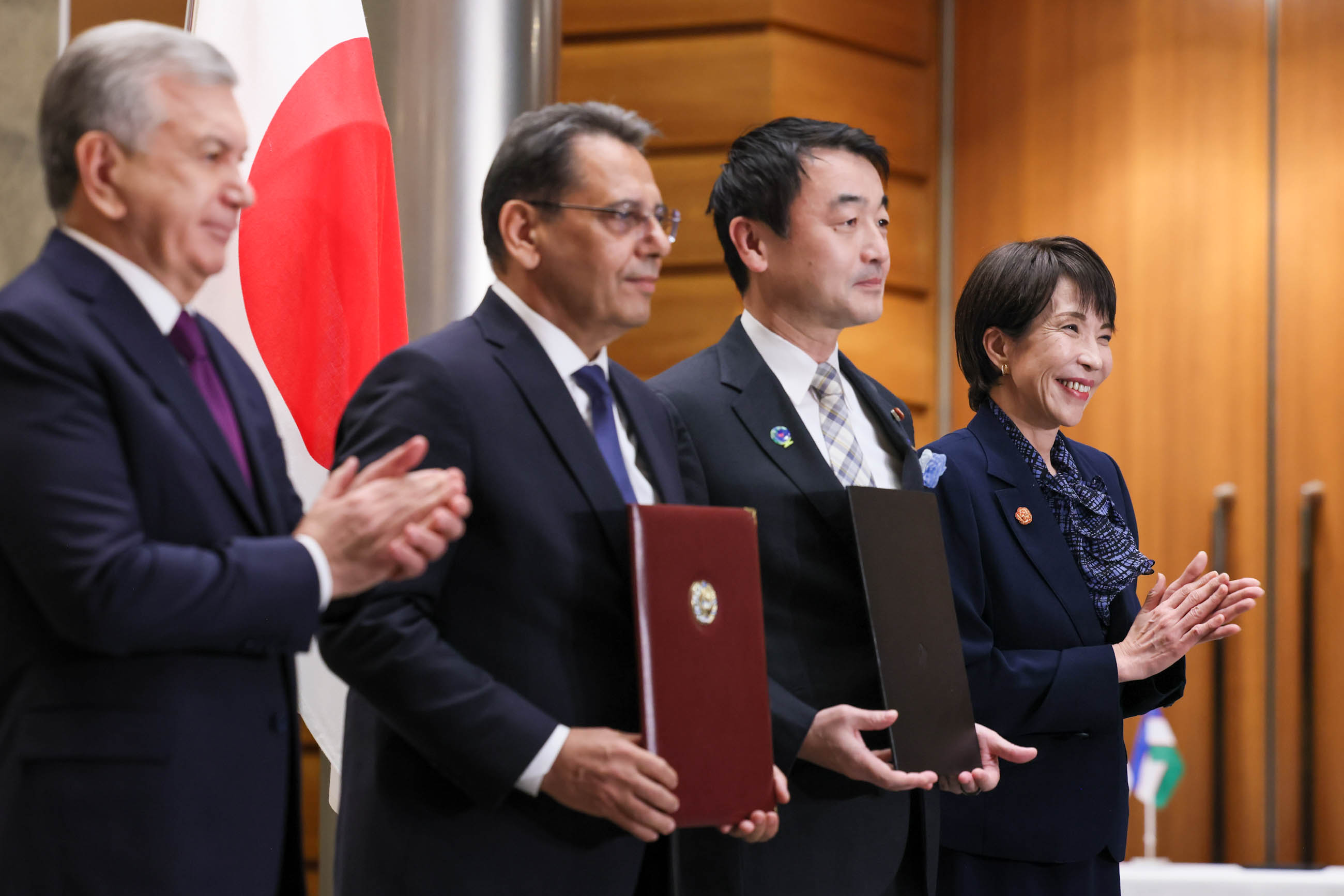 Document Signing and Presentation Ceremony (1)