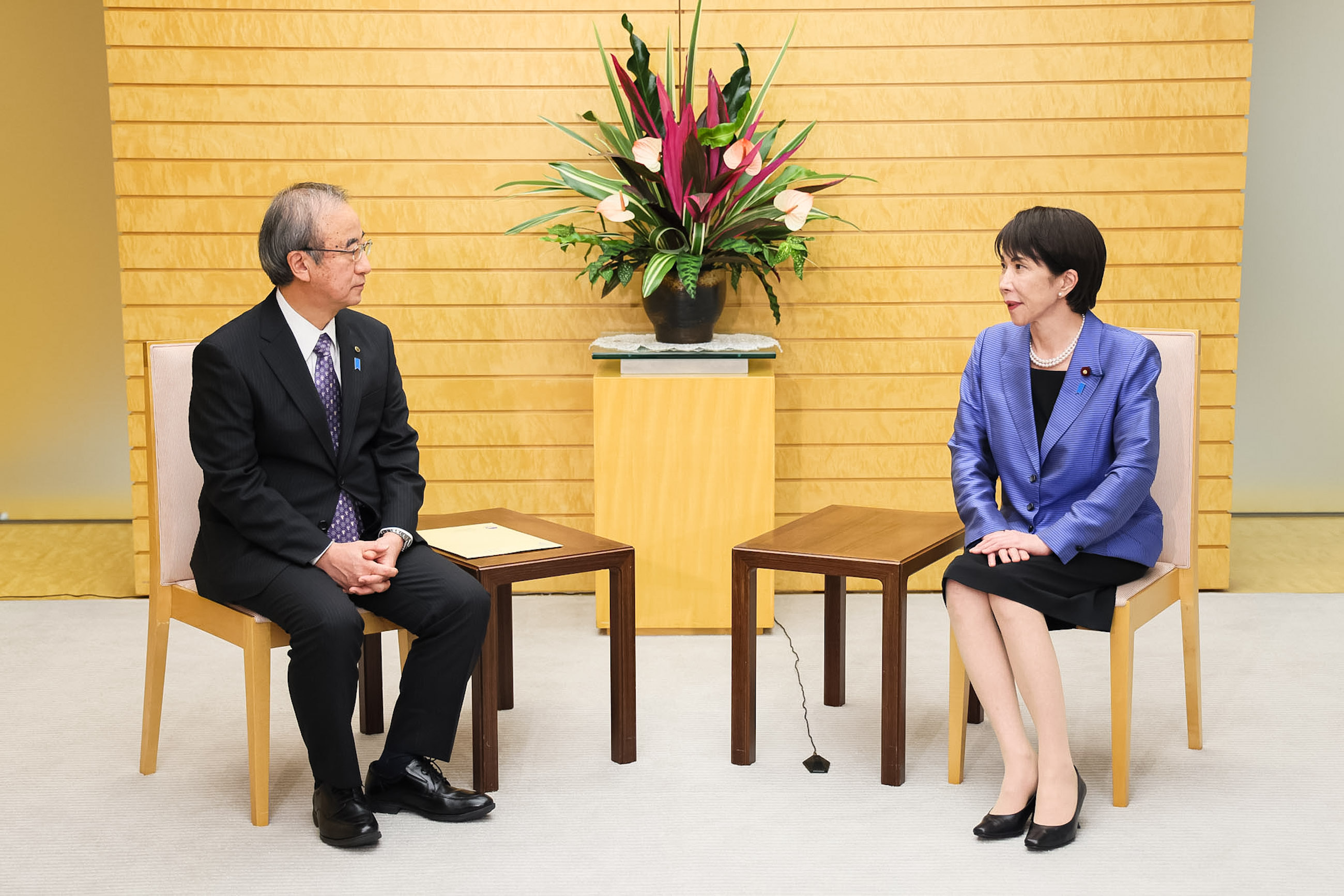 Prime Minister Takaichi holding a meeting (3)