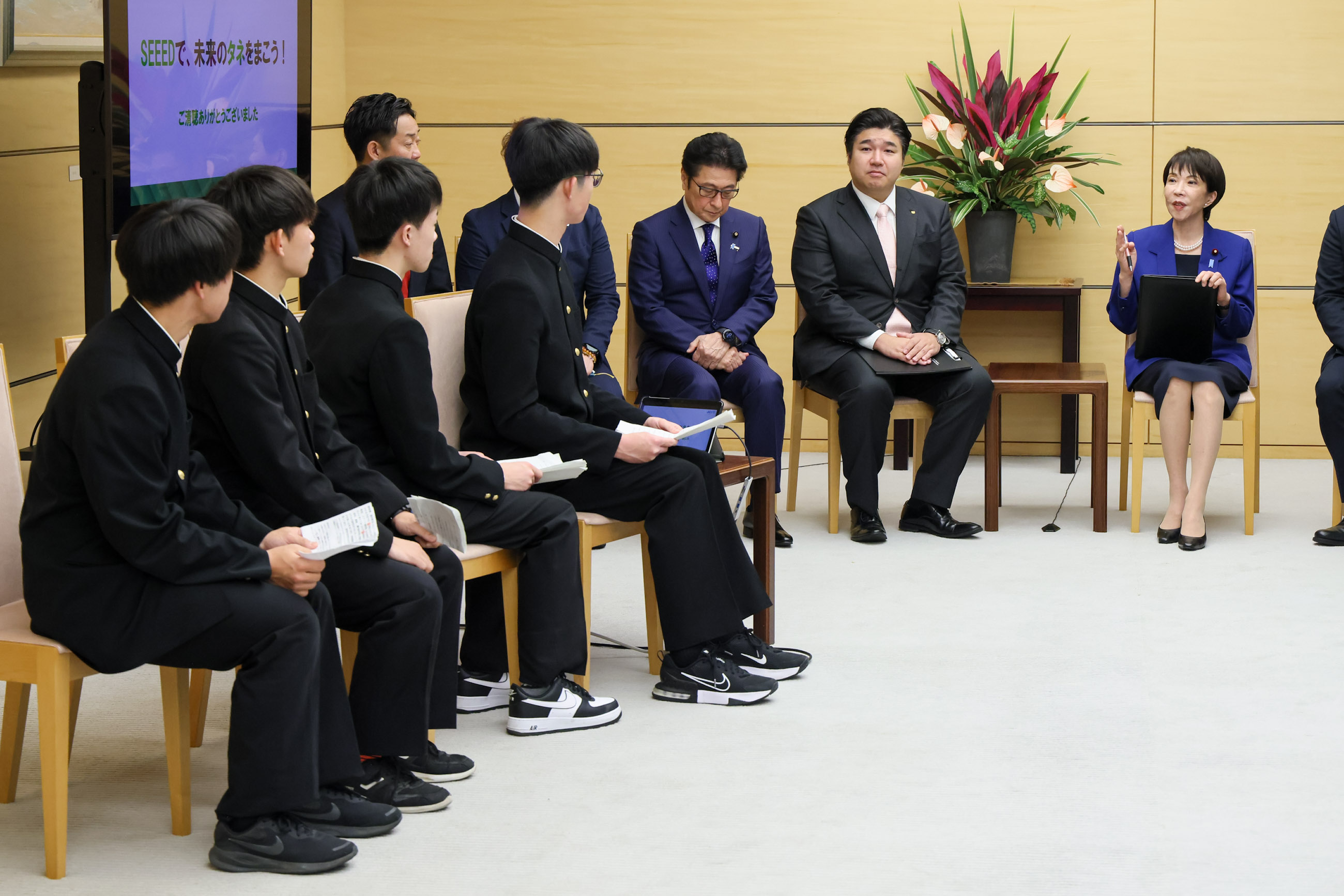 Prime Minister Takaichi receiving a courtesy call (4)