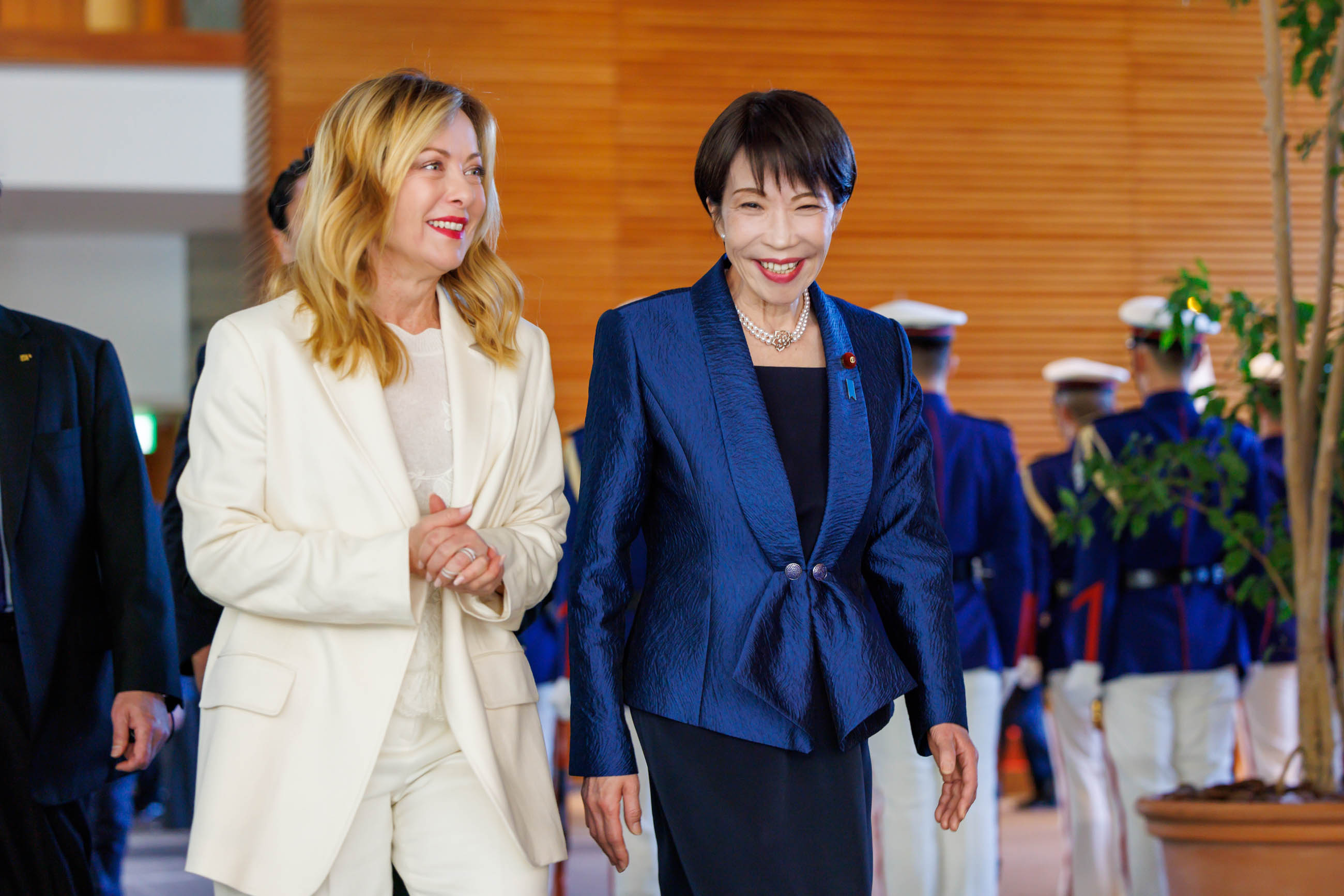 Salute and guard of honor ceremony (6)