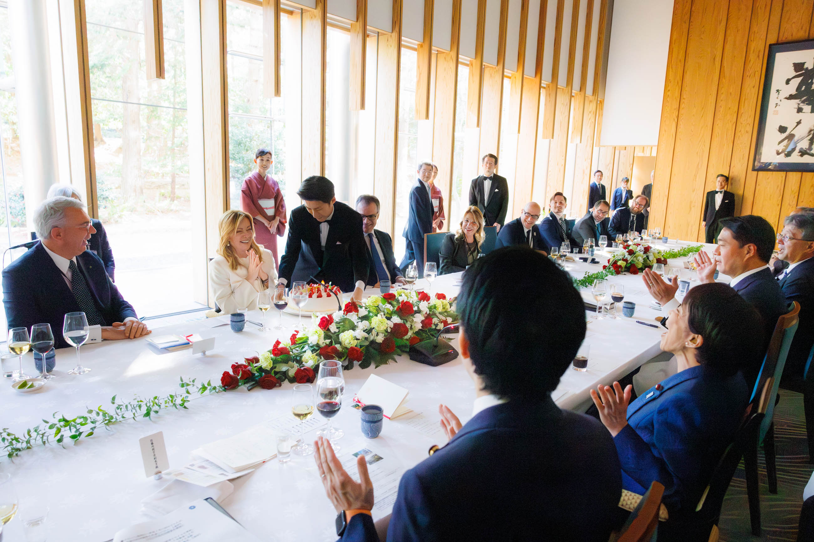 Scene from the working lunch (5)