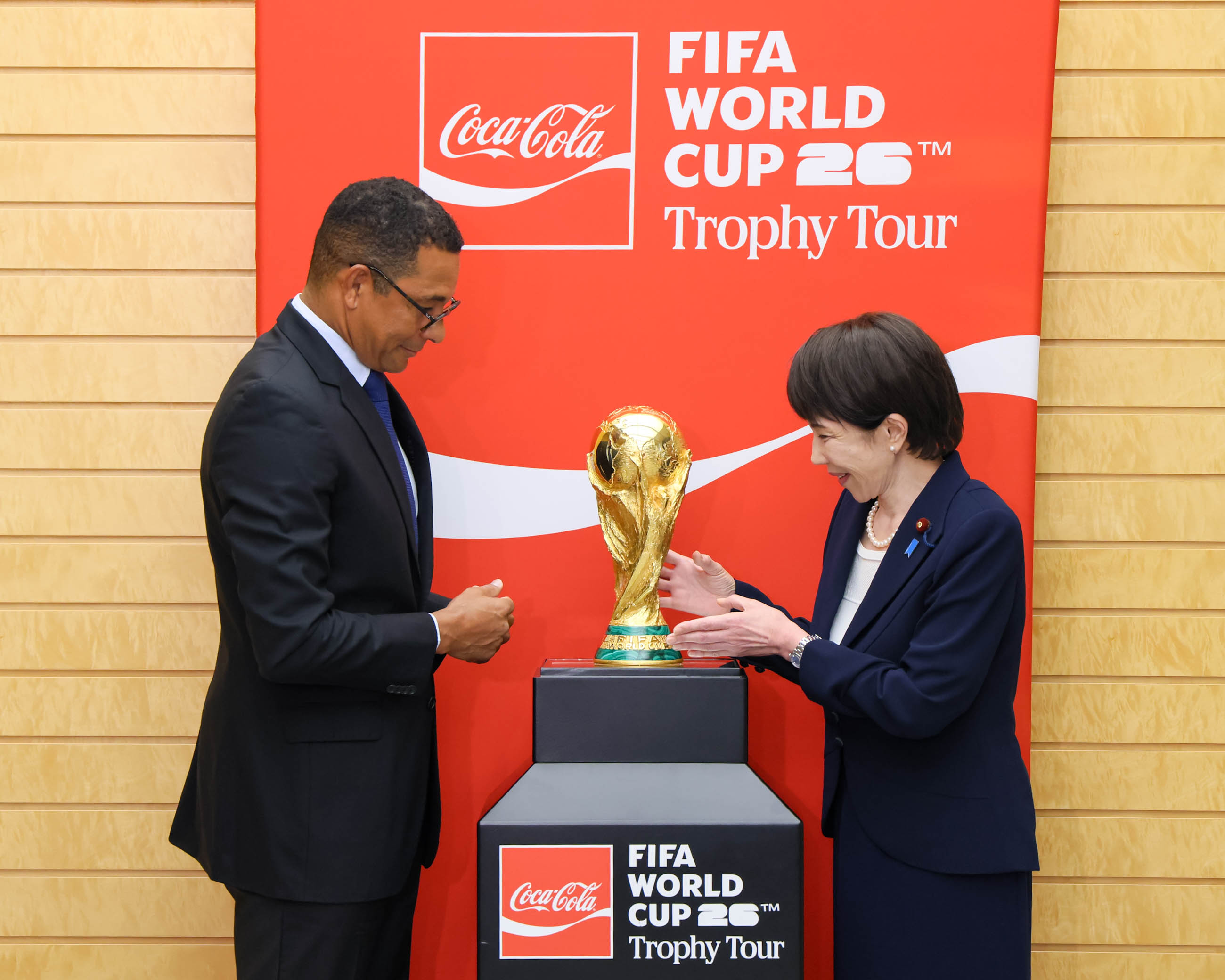 Prime Minister Takaichi receiving a courtesy call (5)