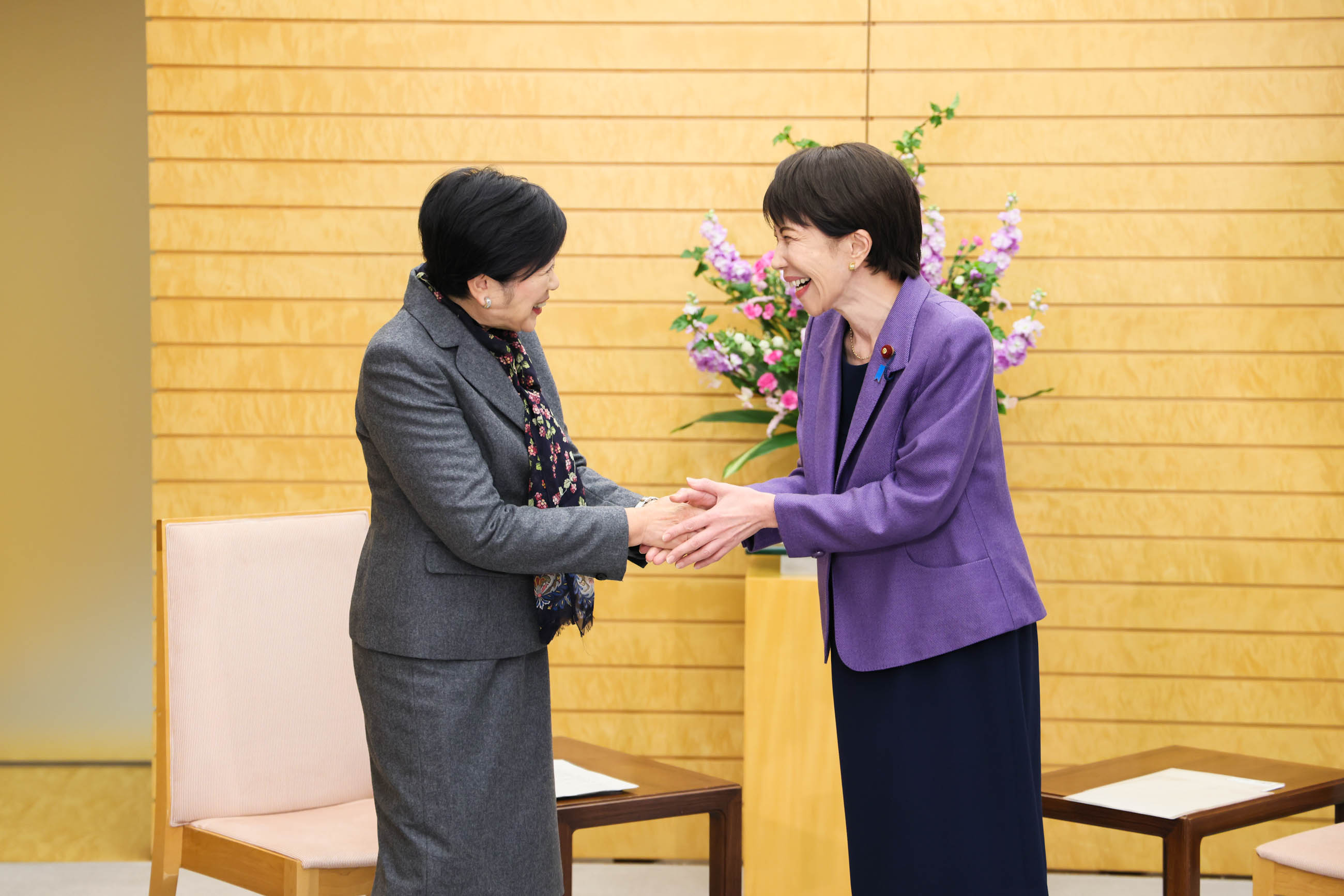 Prime Minister Takaichi holding a meeting (2)
