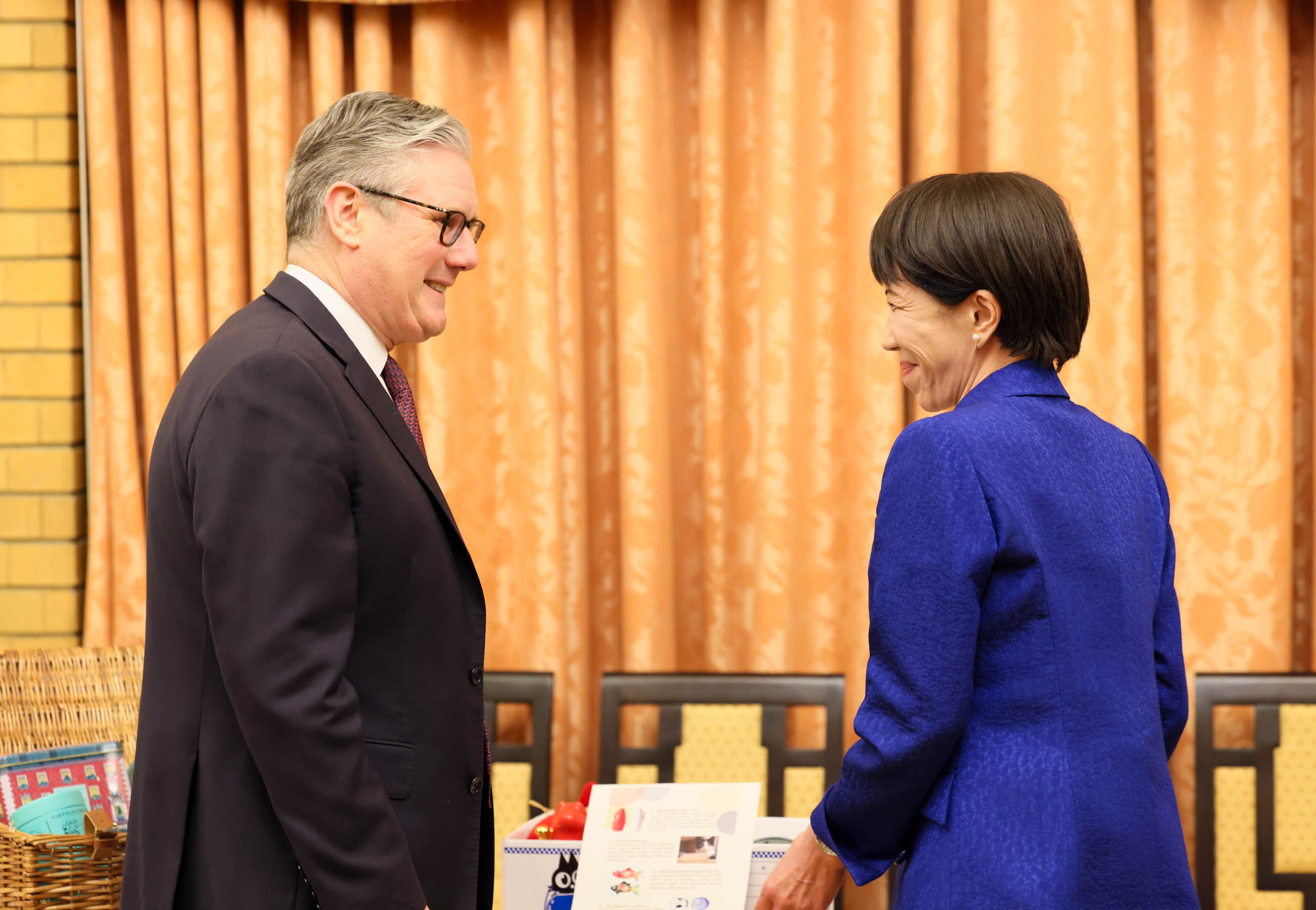 The two leaders in conversation (1)