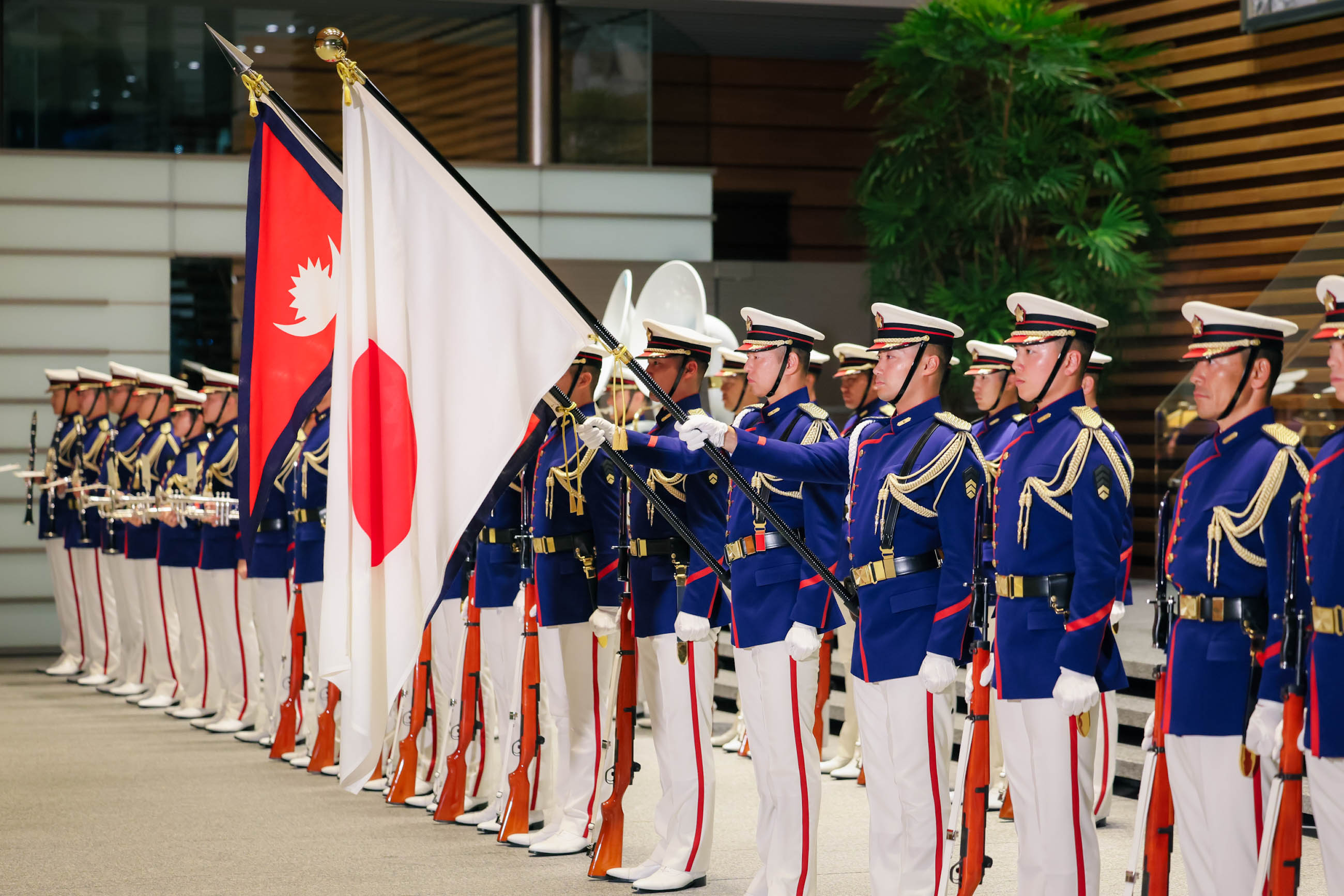 Salute and guard of honor ceremony (5)