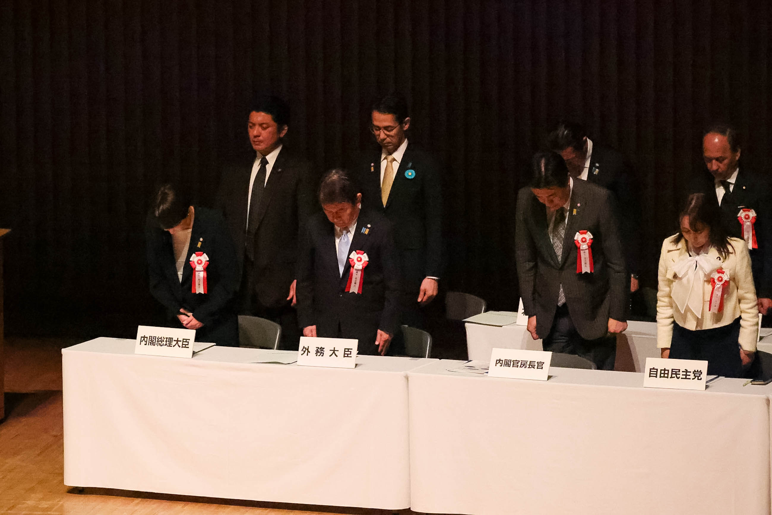 Prime Minister Takaichi observing a moment of silence (1)