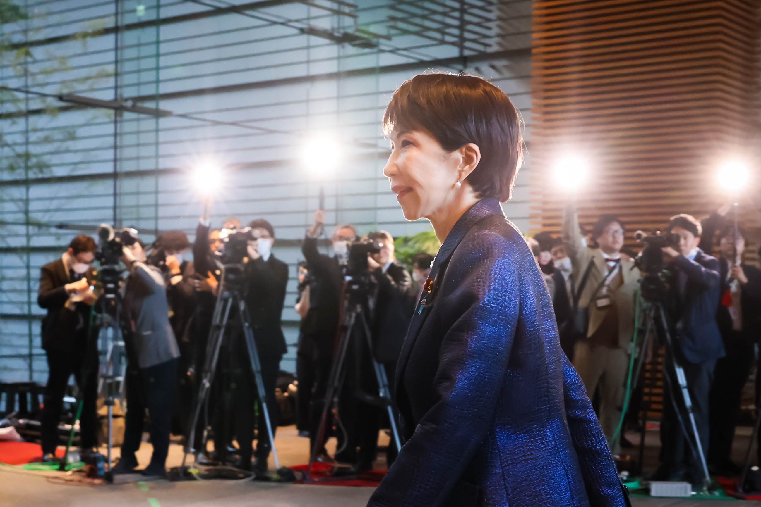 Prime Minister Takaichi arriving at the Prime Minister’s Office (4)
