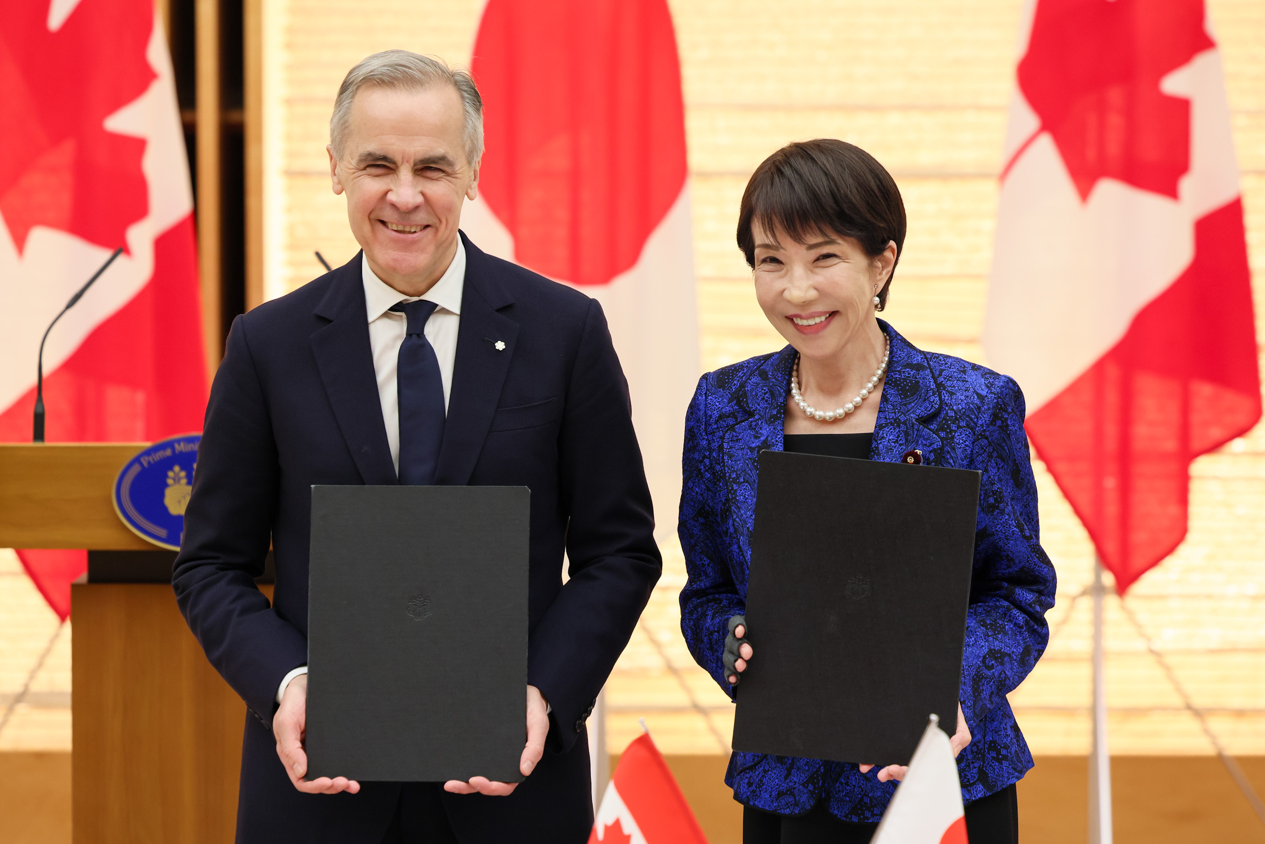 Signing ceremony (3)