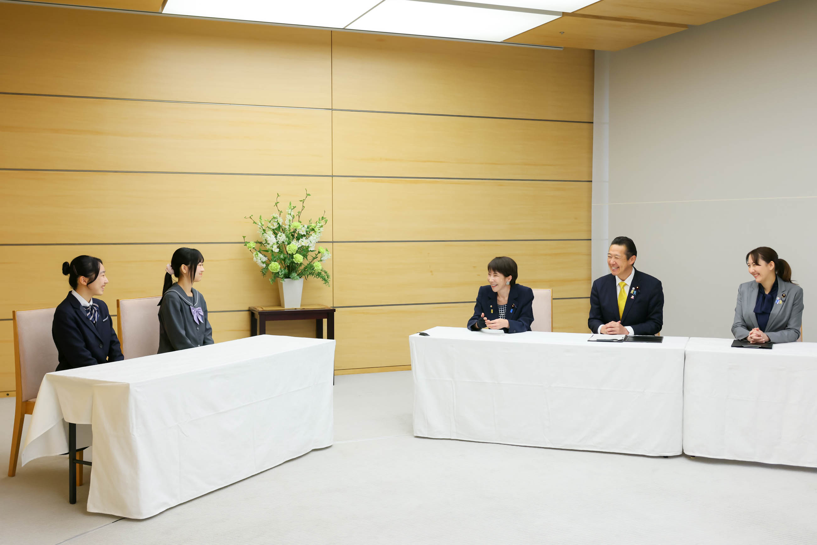Prime Minister Takaichi receiving a courtesy call (3)
