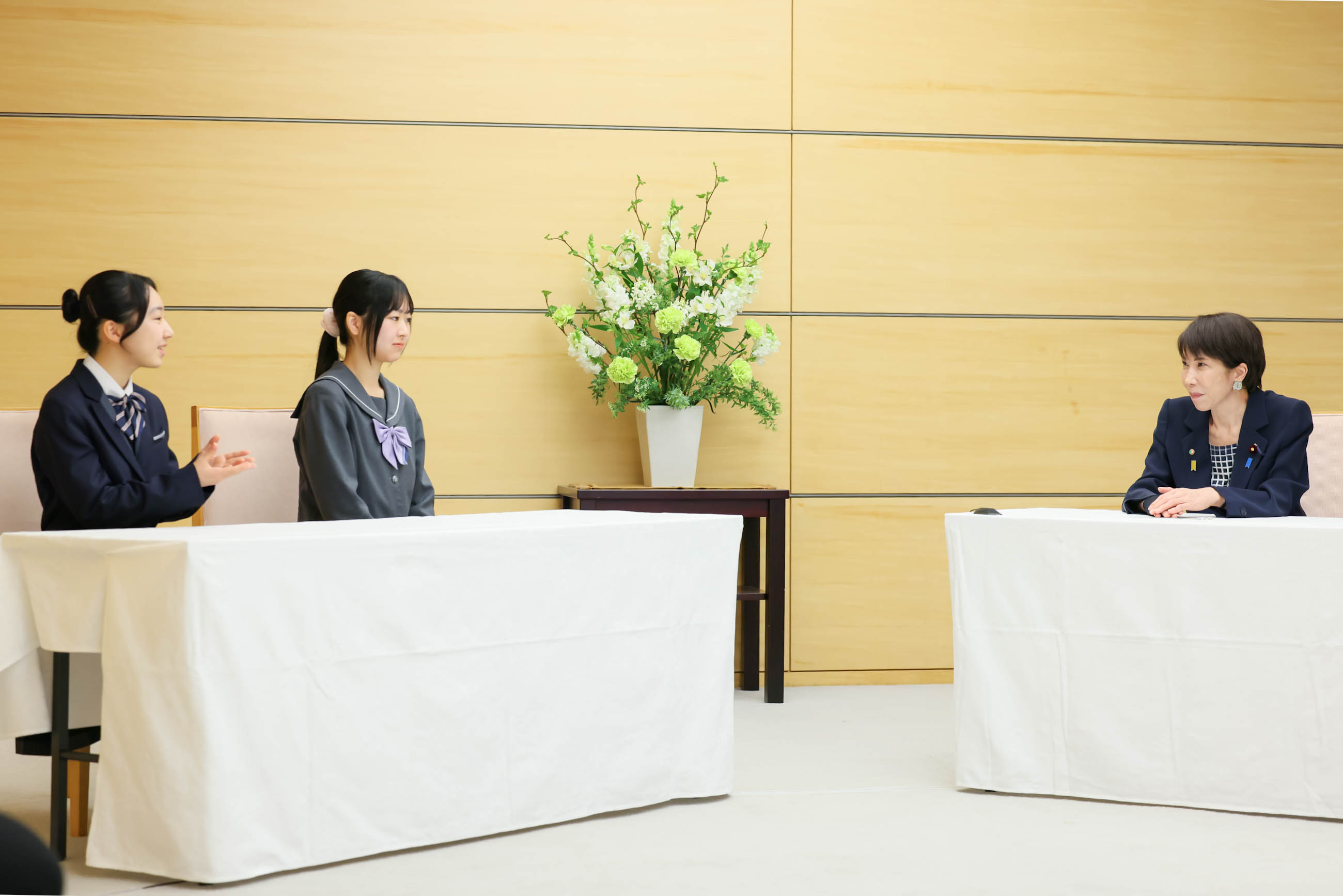 Prime Minister Takaichi receiving a courtesy call (4)