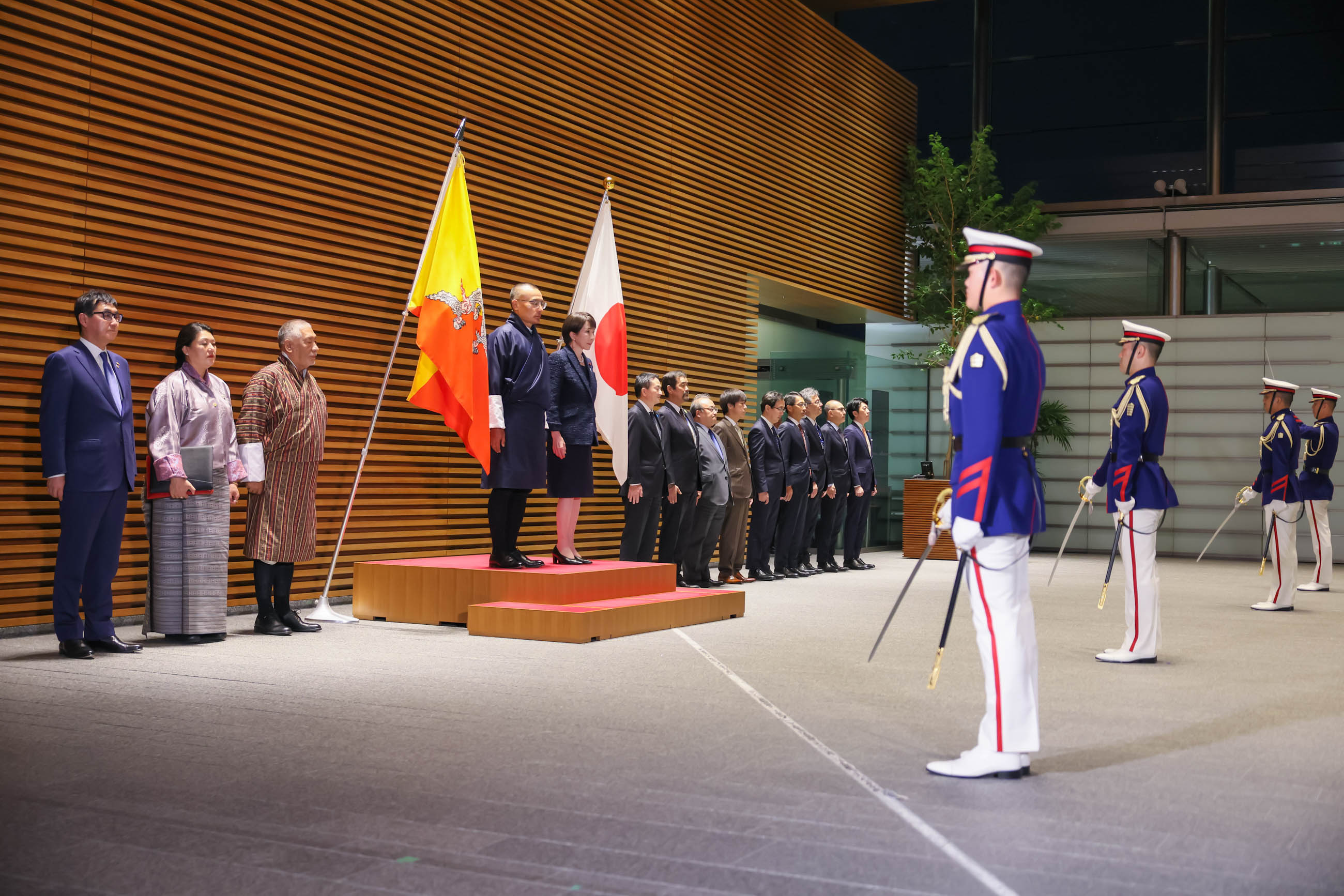 Salute and guard of honor ceremony (2)