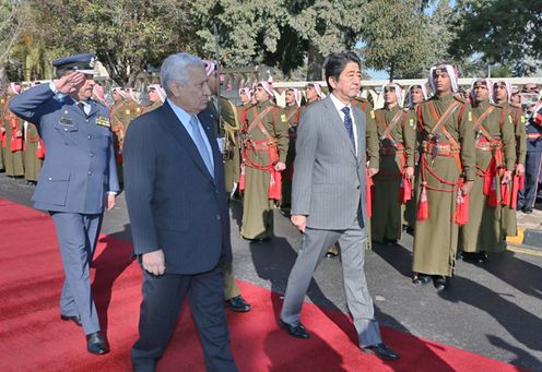 Photograph of the welcome ceremony (1)