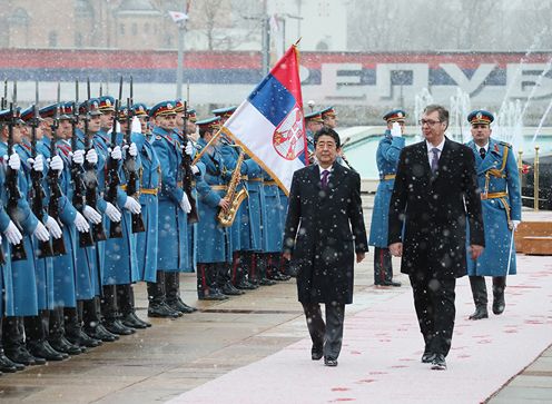 Photograph of the Prime Minister attending the welcome ceremony (1)