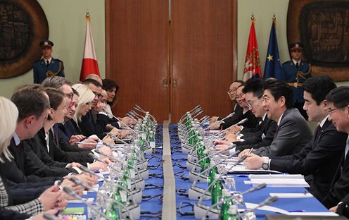 Photograph of the Japan-Serbia Summit Meeting (2)
