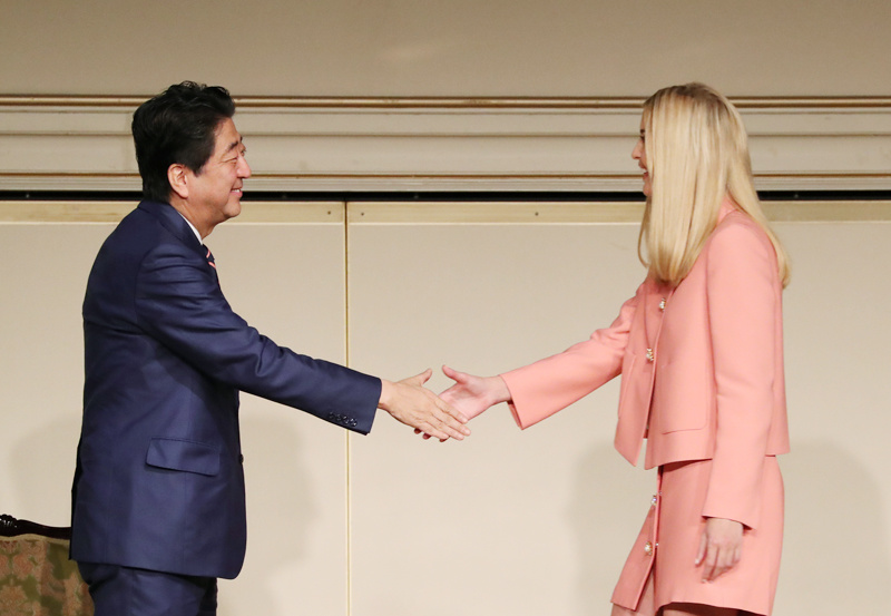 Photograph of Prime Minister Abe shaking hands with Ms. Ivanka Trump, Advisor to the President of the U.S. (1)