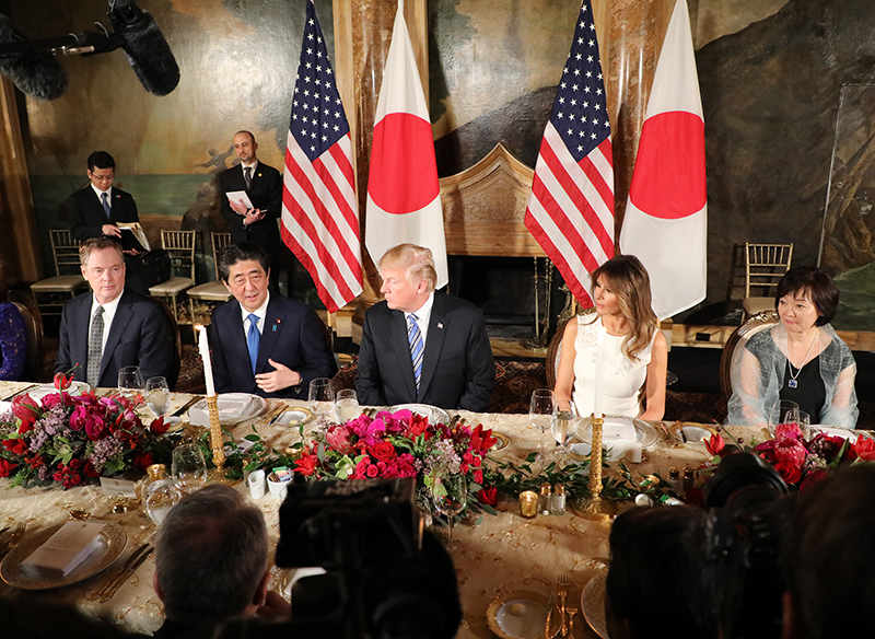 Photograph of the dinner with the President and First Lady of the United States