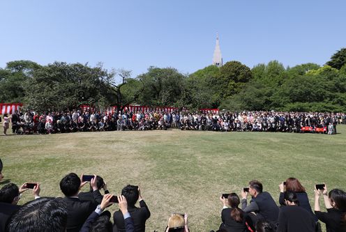 Photograph of the Prime Minister having a photograph taken with guests