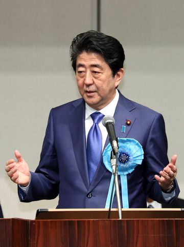 Photograph of the Prime Minister delivering an address at the Citizens’ Rally