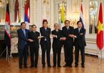 Photograph of the Mekong-Japan leaders' photo session