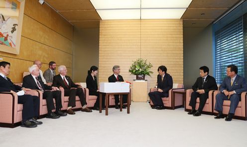 Photograph of the Prime Minister receiving the courtesy call