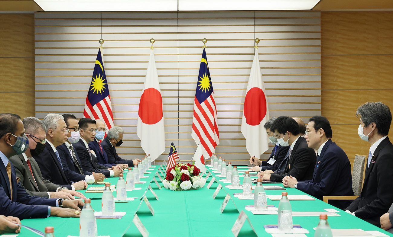 PPhotograph of the Japan-Malaysia Summit Meeting (1)