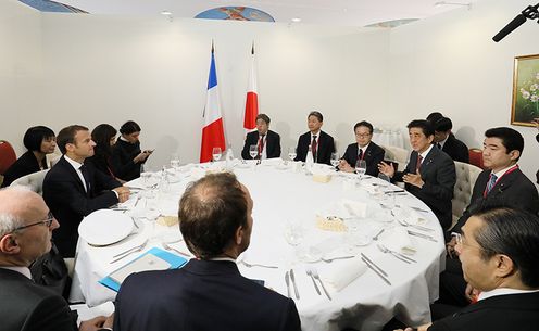 Photograph of the Japan-France Summit Meeting