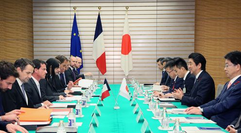 Photograph of the Japan-France Summit Meeting