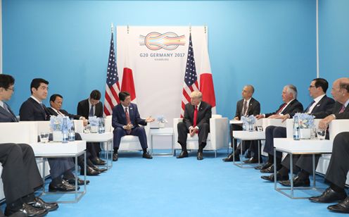 Photograph of the Japan-U.S. Summit Meeting (2)