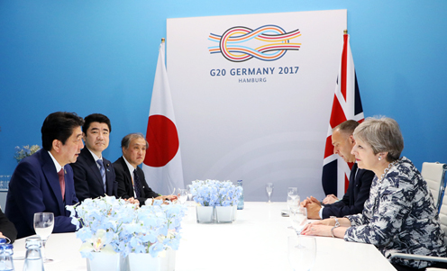 Photograph of the Japan-U.K. Summit Meeting (2)