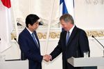 Photograph of the Japan-Finland joint press announcement (1)