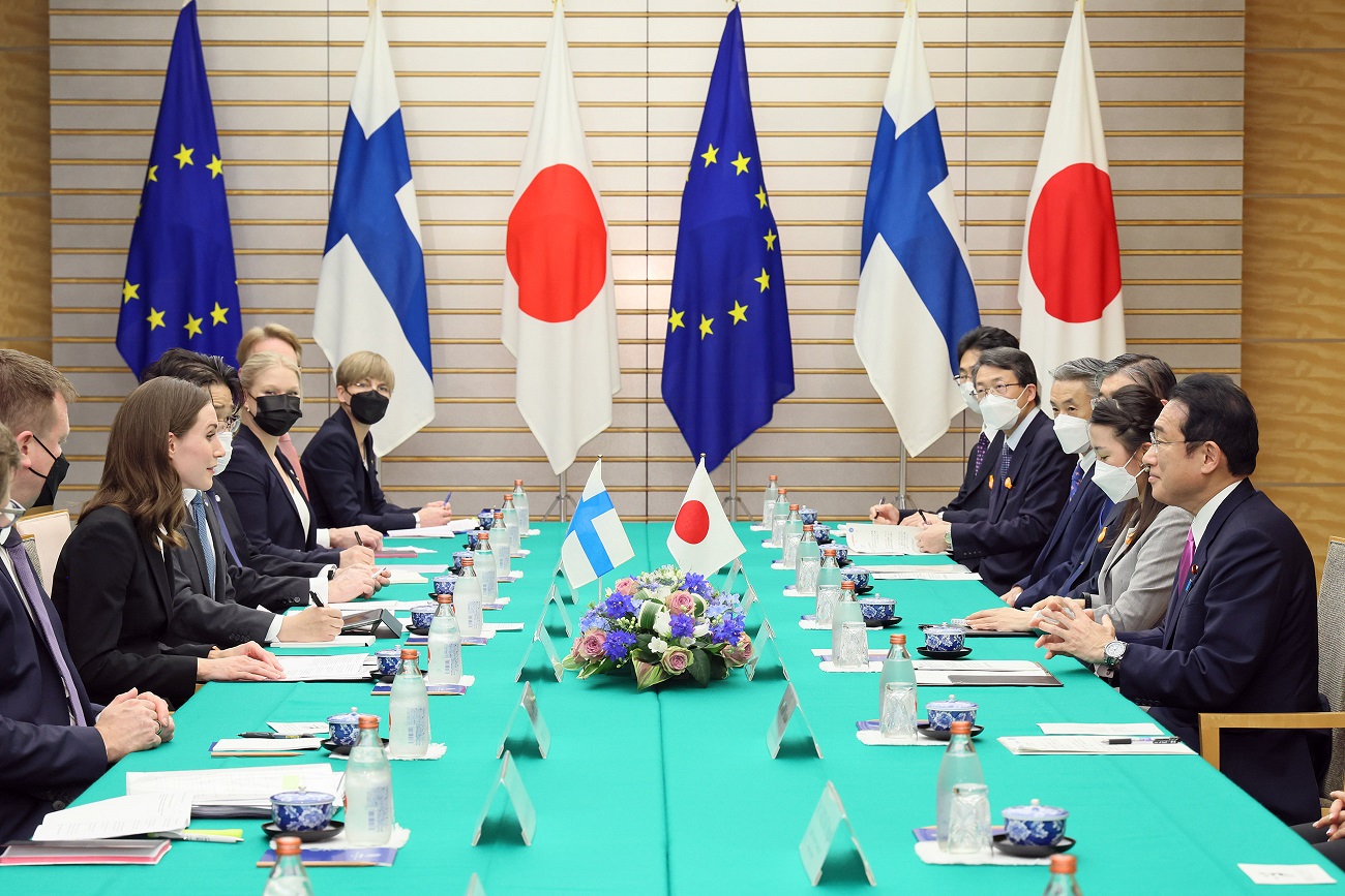 Photograph of the Japan-Finland Summit Meeting (3)