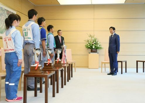 Photograph of the Prime Minister receiving the courtesy call