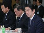 Photograph of Prime Minister Shinzo Abe delivering an address (1)