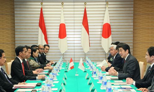 Photograph of the Japan-Indonesia Summit Meeting