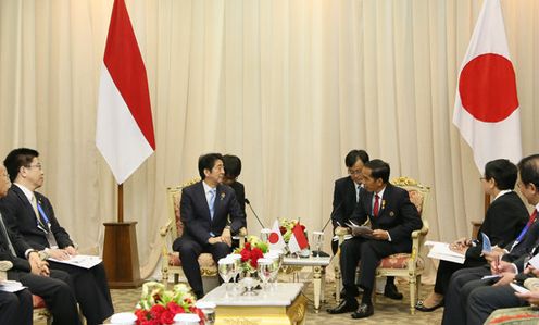 Photograph of the Japan-Indonesia Summit Meeting