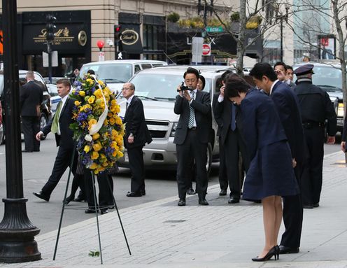 Photograph of the Prime Minister visiting the site of the Boston Marathon bombings