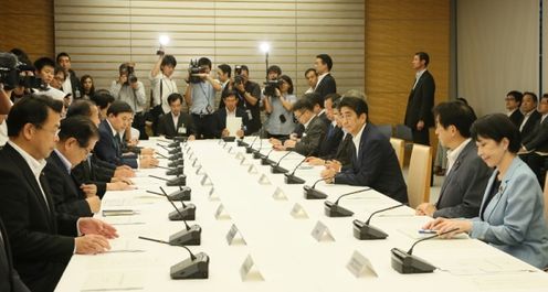 Photograph of the Prime Minister attending the meeting (1)