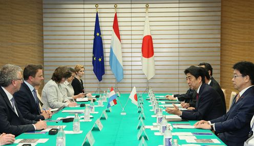 Photograph of the Japan-Luxembourg Summit Meeting