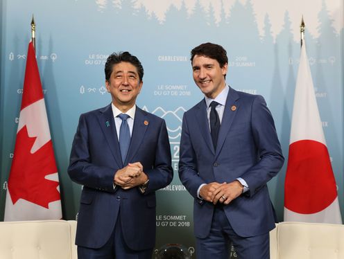 Photograph of the Japan-Canada Summit Meeting