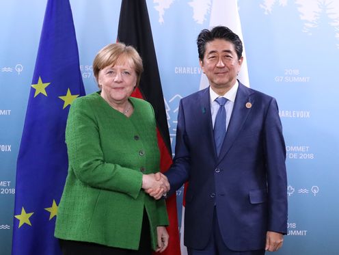 Photograph of the Japan-Germany Summit Meeting