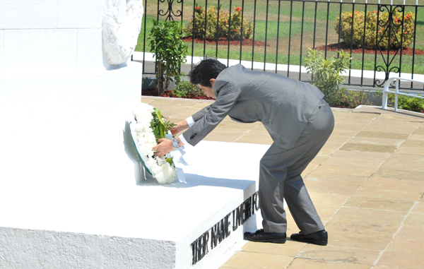 Photograph of the Prime Minister offering a wreath at National Heroes Park (1)